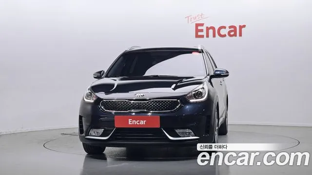 Kia Niro 2017 — фото 3