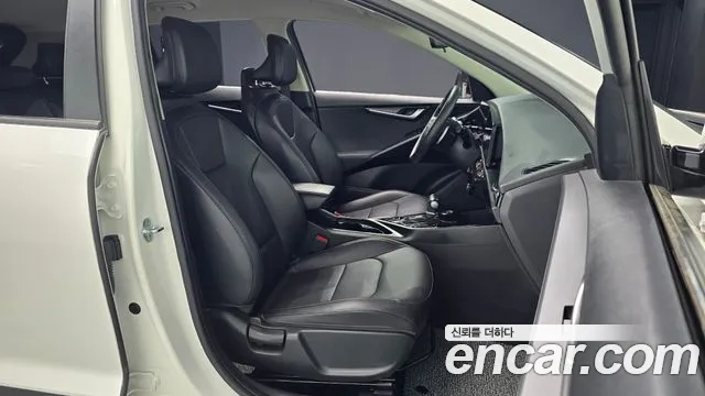 Kia Niro 2022 — фото 10