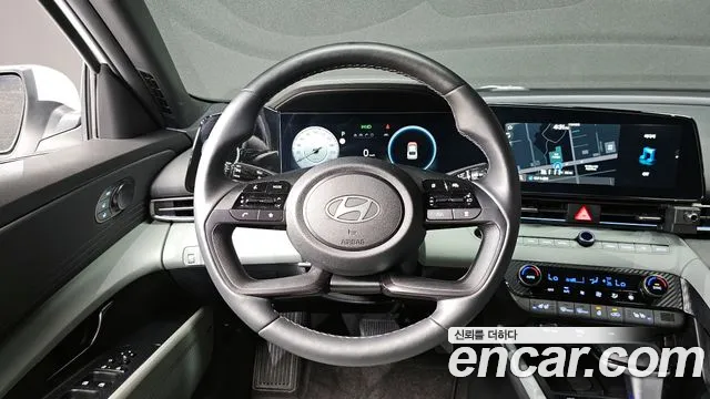 Hyundai AVANTE 2024 — фото 19