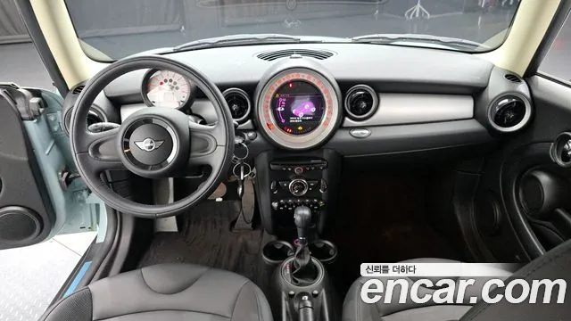 Mini Cooper 2012 — фото 7