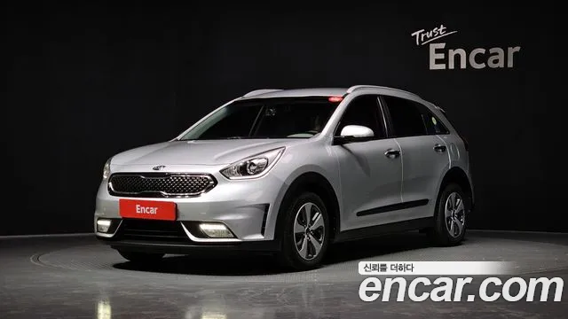 Kia Niro 2017 — фото 1