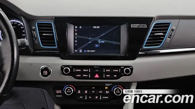 Kia Niro 2017 — фото 14