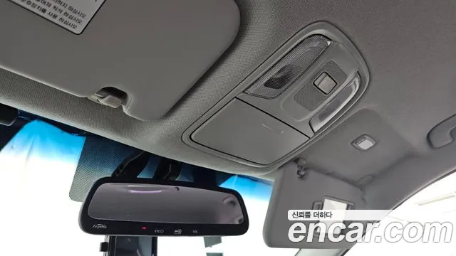 Kia Niro 2017 — фото 17