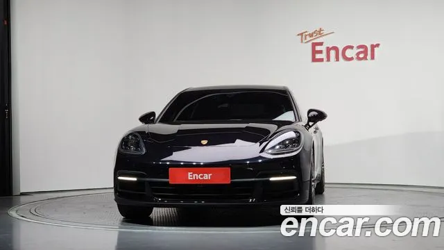Porsche Panamera 2018 — фото 3