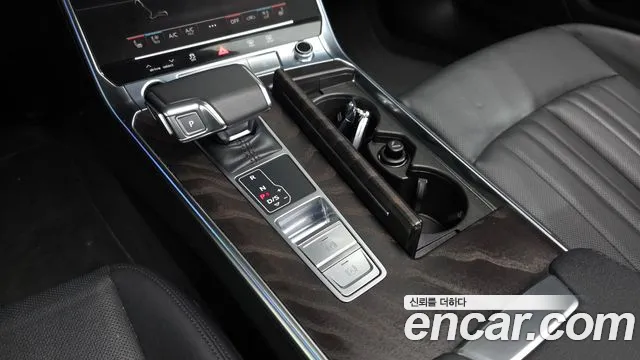 Audi A6 2021 — фото 12