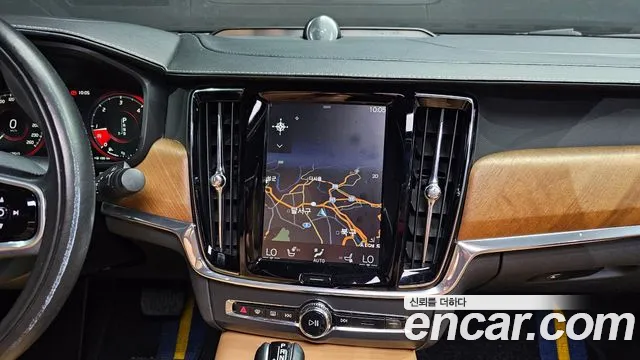 Volvo S90 2018 — фото 13
