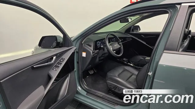 Kia Niro 2022 — фото 11