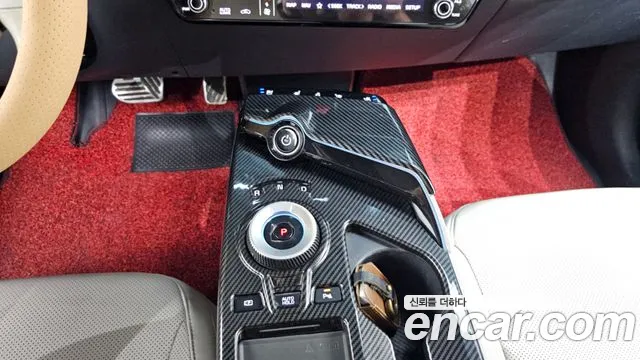 Kia EV6 2023 — фото 9
