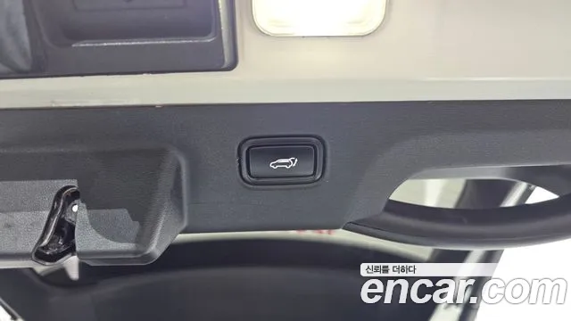Kia EV6 2023 — фото 16