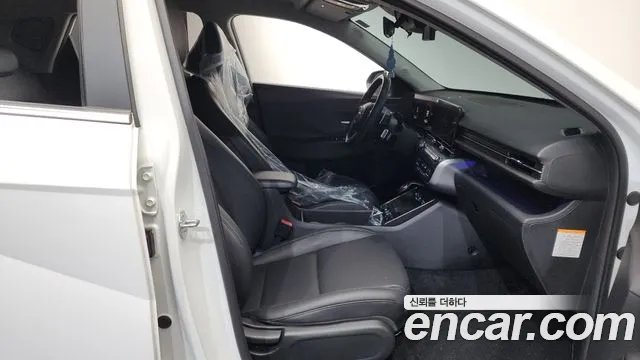 Hyundai Kona 2024 — фото 16
