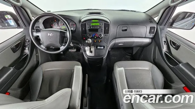 Hyundai Starex 2015 — фото 7