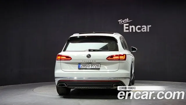 Volkswagen Touareg 2021 — фото 4
