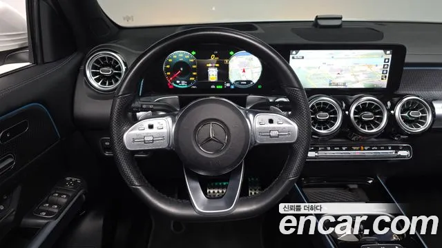 Mercedes-Benz EQB 2023 — фото 18