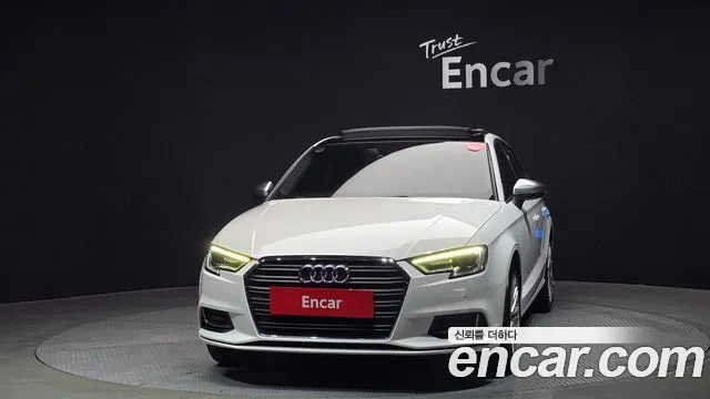 Audi A3 2018 — фото 3