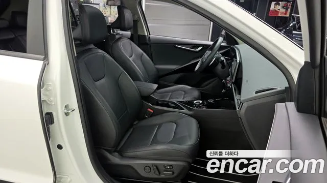 Kia Niro 2022 — фото 11