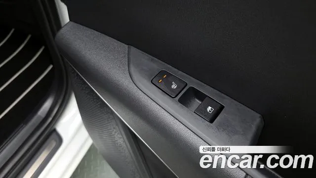 Kia Niro 2022 — фото 19