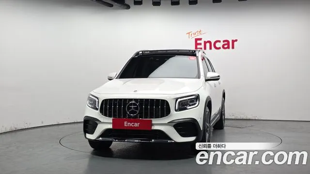 Mercedes-Benz GLB-Class 2023 — фото 3