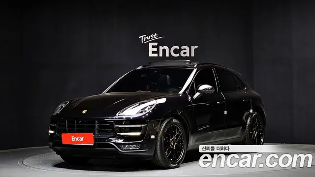 Porsche Macan 2017 — фото 1