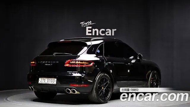 Porsche Macan 2017 — фото 2