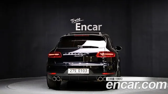 Porsche Macan 2017 — фото 4