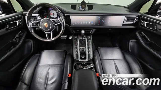 Porsche Macan 2017 — фото 7