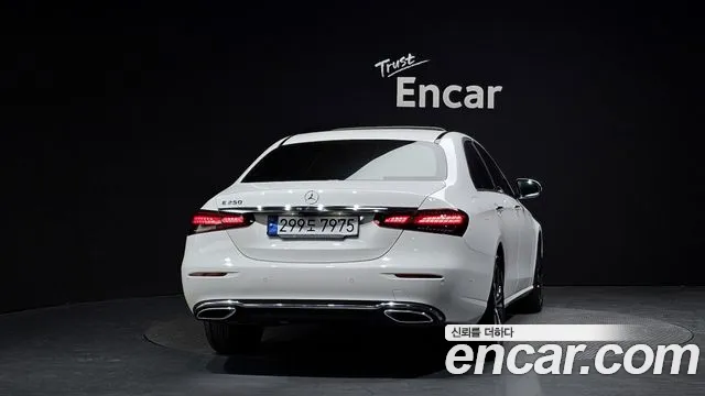 Mercedes-Benz E-Class 2021 — фото 3