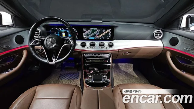Mercedes-Benz E-Class 2021 — фото 9