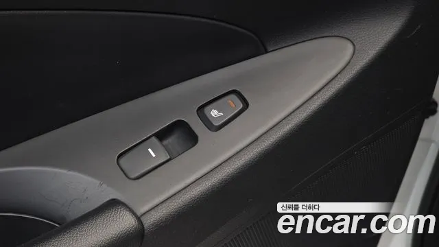 Hyundai Sonata 2013 — фото 19