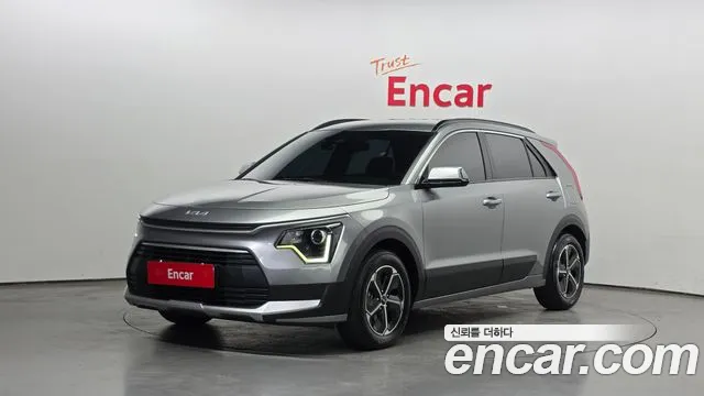 Kia Niro 2022 — фото 1