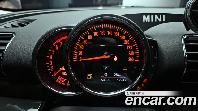 Mini Clubman 2020 — фото 11