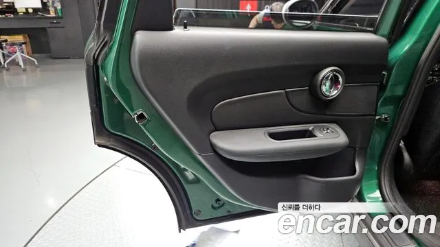 Mini Clubman 2020 — фото 15