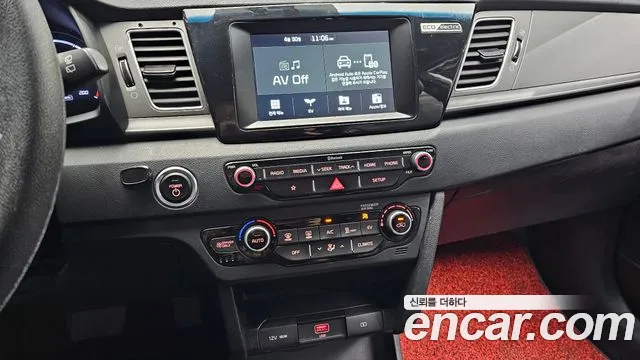 Kia Niro 2020 — фото 14
