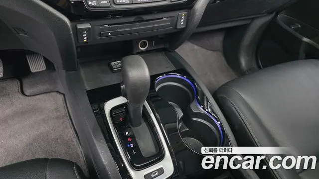 Honda Pilot 2016 — фото 9