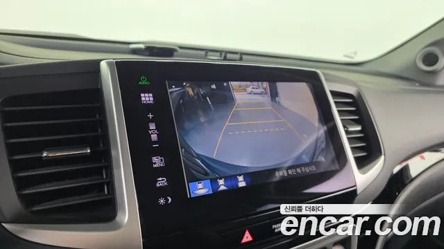 Honda Pilot 2016 — фото 15