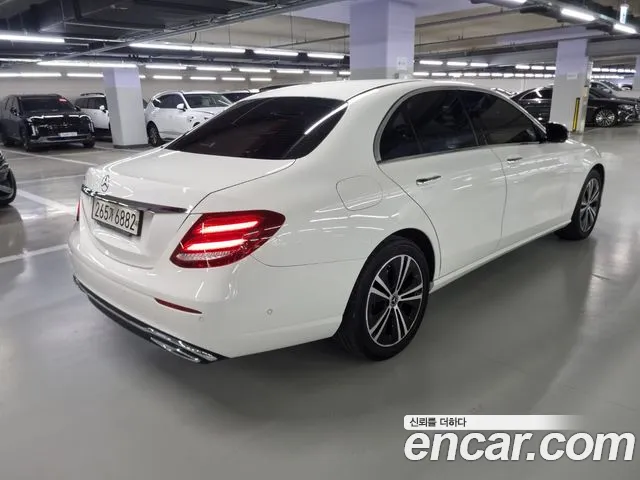 Mercedes-Benz E-Class 2020 — фото 3