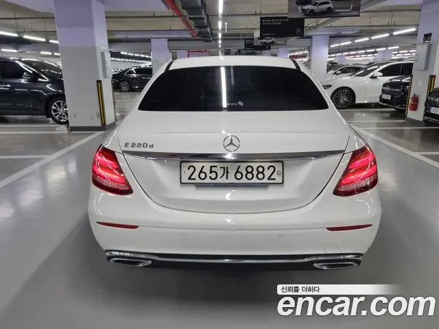 Mercedes-Benz E-Class 2020 — фото 4
