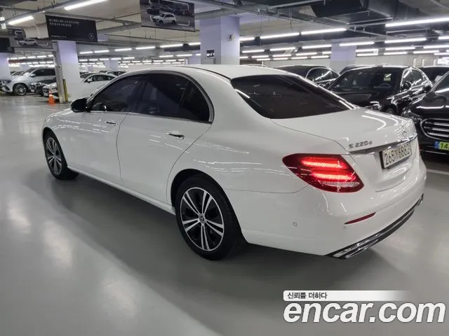 Mercedes-Benz E-Class 2020 — фото 5