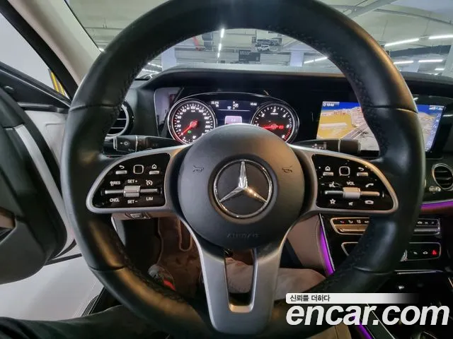 Mercedes-Benz E-Class 2020 — фото 13