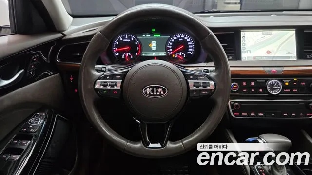 Kia K7 2017 — фото 19