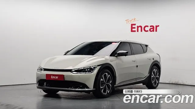 Kia EV6 2022 — фото 1