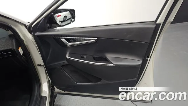 Kia EV6 2022 — фото 14