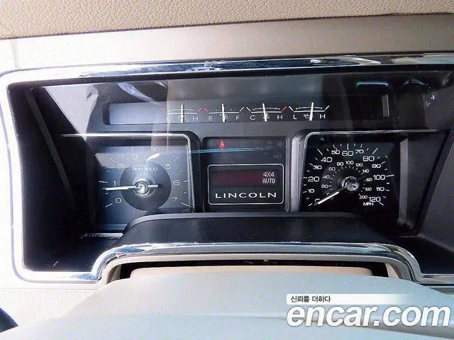 Lincoln Navigator 2014 — фото 9