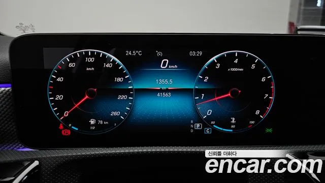 Mercedes-Benz A-Class 2021 — фото 10