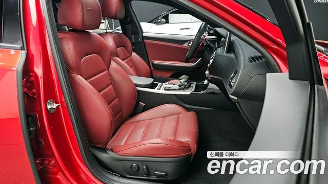 Kia Stinger 2018 — фото 15