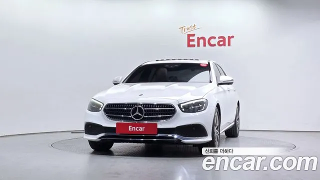 Mercedes-Benz E-Class 2022 — фото 3
