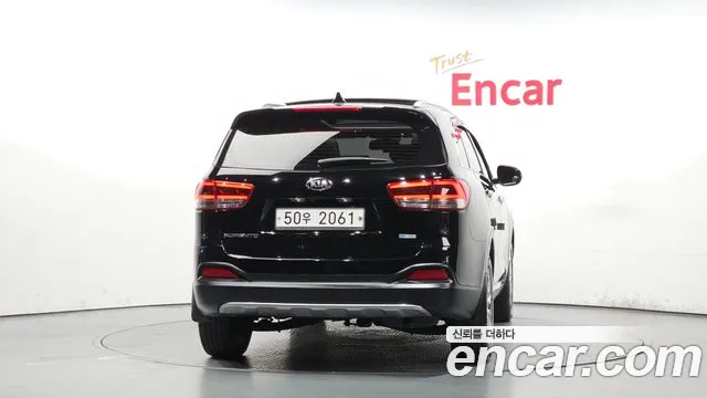 Kia Sorento 2017 — фото 4