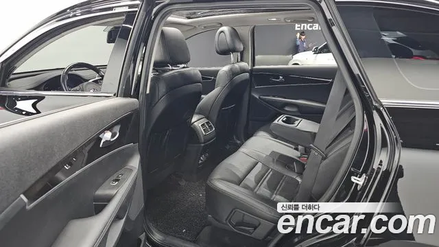 Kia Sorento 2017 — фото 18