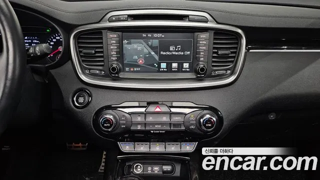 Kia Sorento 2017 — фото 20