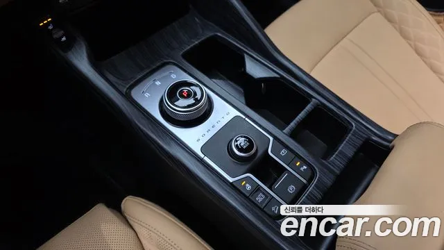 Kia Sorento 2023 — фото 9