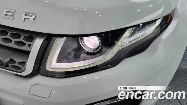 Land Rover Range Rover Evoque 2019 — фото 8